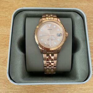 Fossil  ES4748 Women Rose Gold Stainless Steel Analog Dial Quartz Watch
